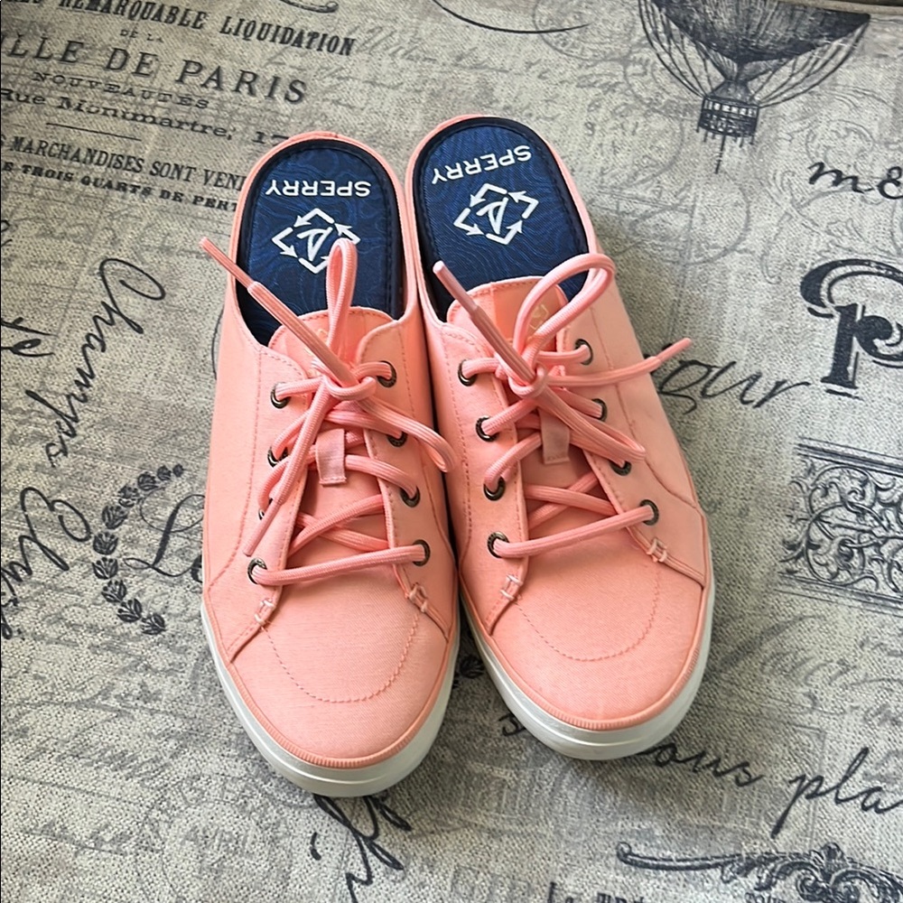 Sperry peach new Canvas Sneakers
